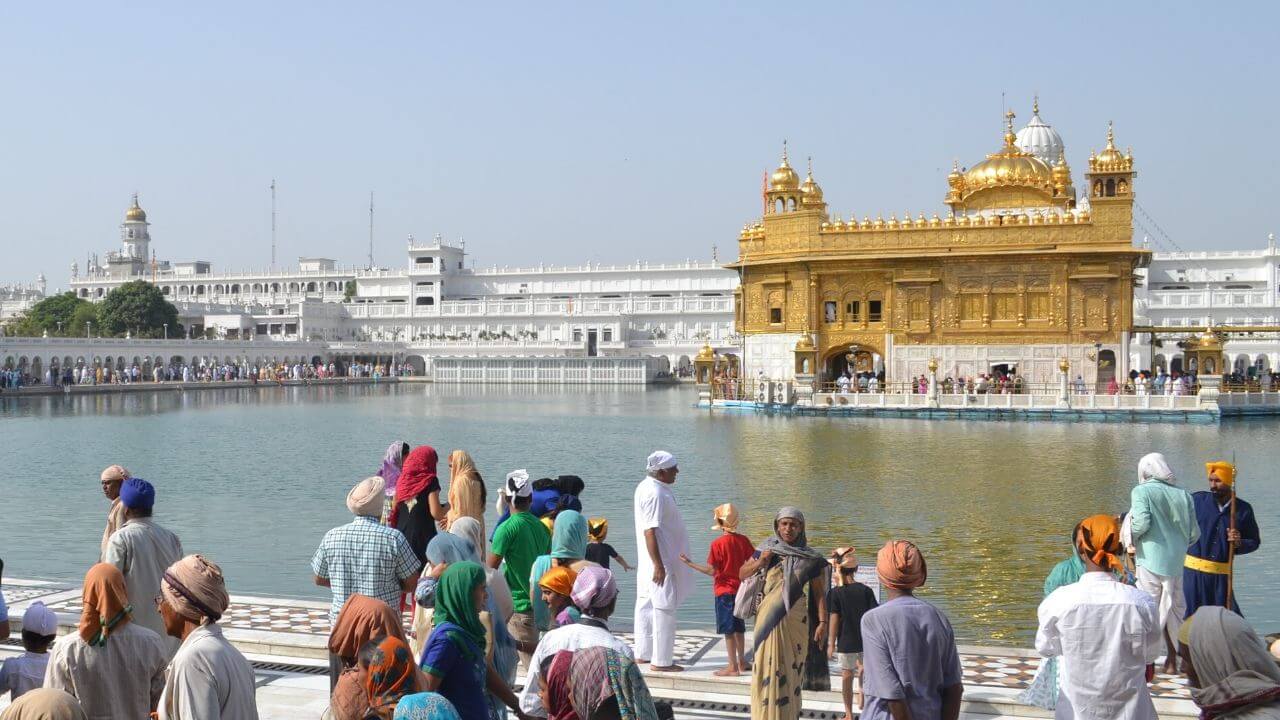 Golden Temple, Amritsar – Feel The Silence of Sound